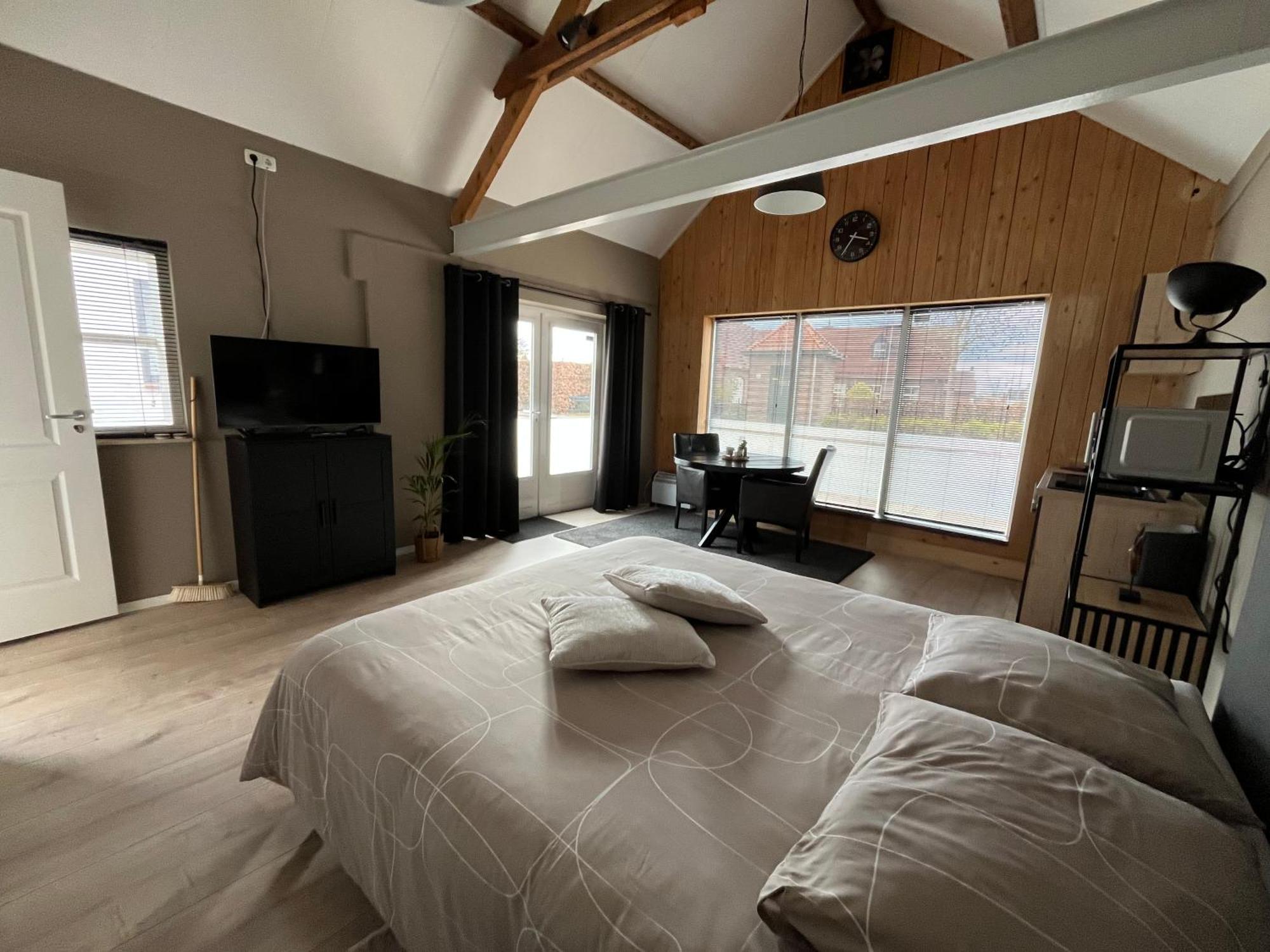 Kimz Bed & Breakfast Эхт Экстерьер фото